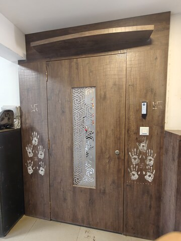 Furnished Amenities in 2 BHK Apartment at Avant Heritage, Jogeshwari East – for Rent