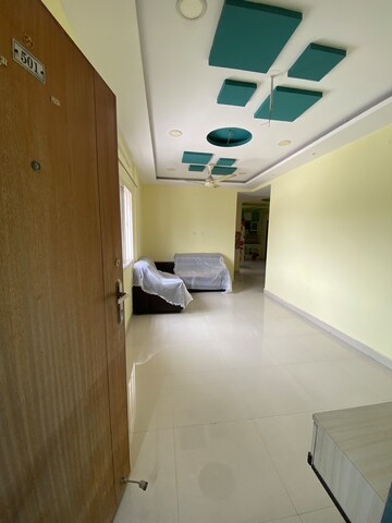 Room in 2 BHK Apartment at Greenspace West Square, Manikonda – for Rent