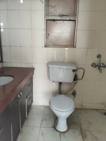 Bathroom in 1 BHK Apartment at Ansal Sushant Estate, Sector 52 – for Rent