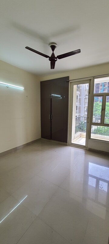 Furnished Amenities in 2 BHK Apartment at JKG Palm Resort, Raj Nagar Extension – for Rent