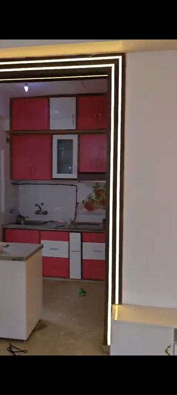 Furnished Amenities in 3 BHK Apartment at Antriksh Golf View, Sector 78 – for Rent