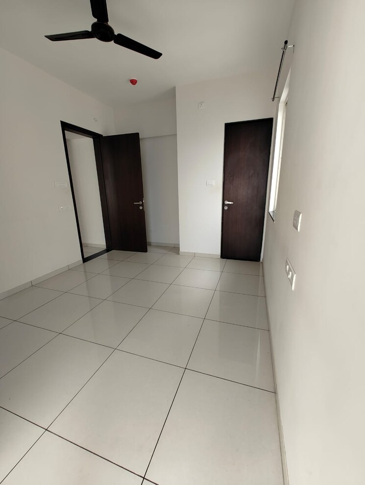 undefined, vj-yashone-infinitee 2 Bedroom 965 Sq.Ft. Apartment In Tathawade Pune 9724179