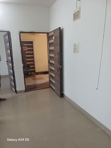 2 BHK Apartment For Rent in Kopar Khairane