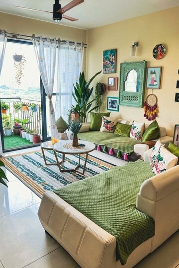  Pg For Rent in Vineet Khand