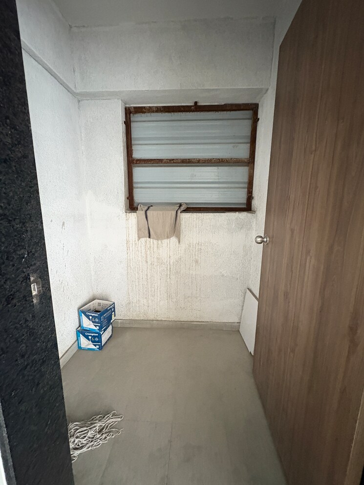 Bathroom, ranawat-aura-waters 2 Bedroom 817 Sq.Ft. Apartment In Sinhagad Road Pune 9724277