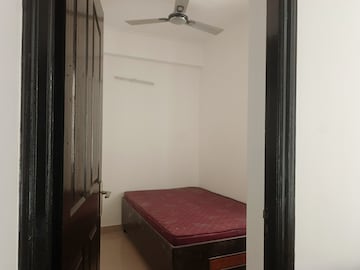 Bedroom in 2 BHK Apartment at JM Florence, Tech Zone 4 Greater Noida – for Rent