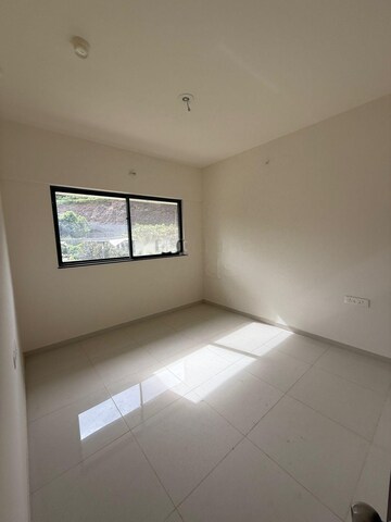 Room in 3 BHK Apartment at Shapoorji Pallonji Vanaha Springs, Bavdhan – for Rent