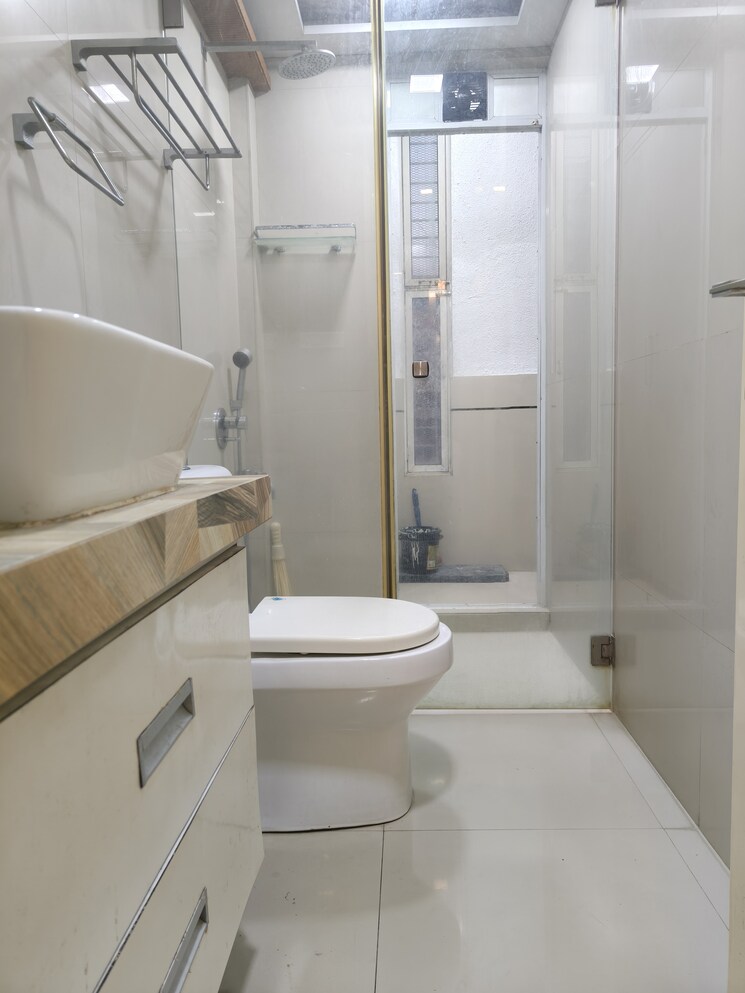 Bathroom, progressive-group-highness 3 Bedroom 2150 Sq.Ft. Apartment In Sanpada Navi Mumbai 9724251