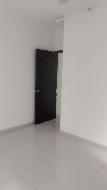 Room in 2 BHK Apartment at Kolte Patil Life Republic, Hinjewadi – for Rent