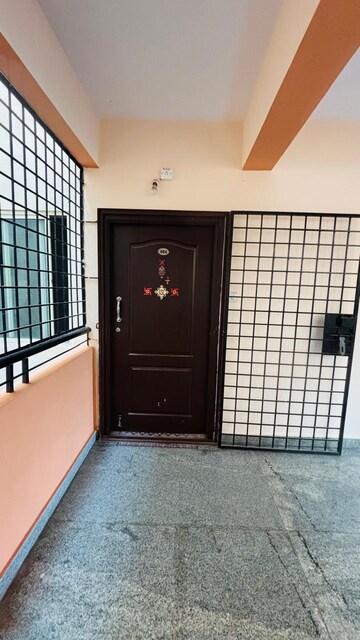 Room in 3 BHK Builder Floor at Prabhat Royal, Banaswadi – for Rent