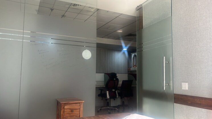 Team Area, omaxe-gurgaon-mall Commercial Shop 668 Sq.Ft. In Sector 49 Gurgaon 9724470