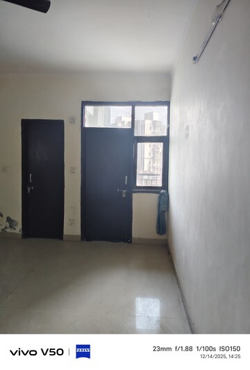 Room in 3.5 BHK Apartment at Sanchar Residency, Raj Nagar Extension – for Sale