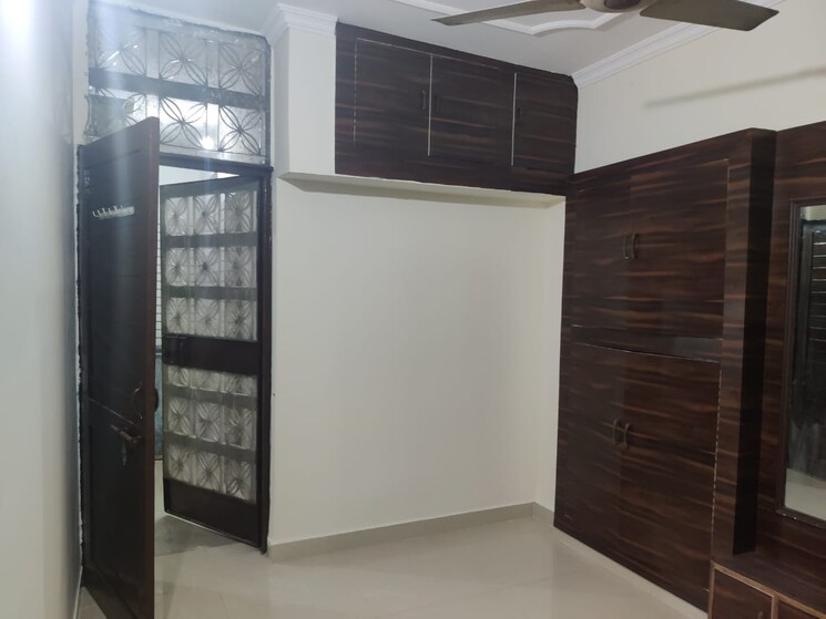 Kitchen, sector 19 2 Bedroom 112 Sq.Mt. Builder Floor In Sector 19 Noida 9724622
