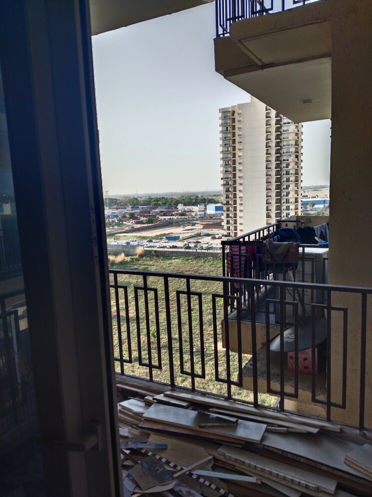 Cover Image, vatika-inxt-emilia-floors 2 Bedroom 929 Sq.Ft. Apartment In Sector 82 Gurgaon 9724705