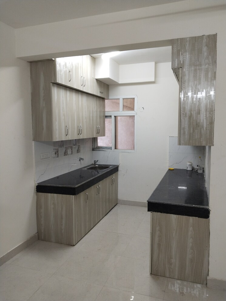 Kitchen, vatika-inxt-emilia-floors 2 Bedroom 929 Sq.Ft. Apartment In Sector 82 Gurgaon 9724705