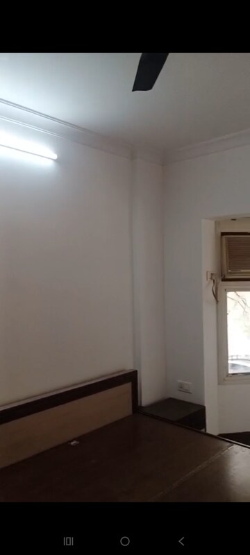 Room in 3 BHK Apartment at Chembur – for Rent