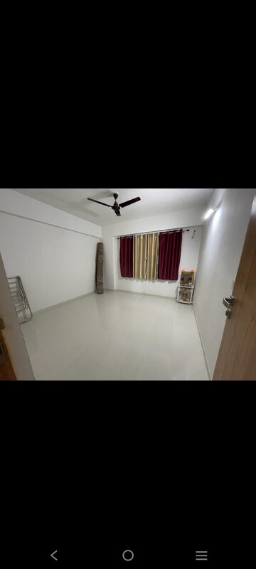 Room in 3 BHK Apartment at Virasat Palm Glory 3, Chandkheda – for Rent