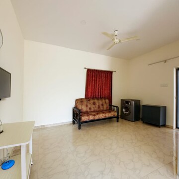 Bedroom in 2 BHK Builder Floor at Manikonda – for Rent