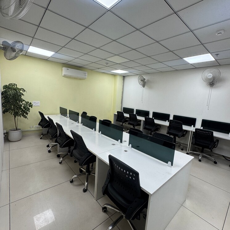 Team Area, phase 7 Commercial Office Space 1000 Sq.Ft. In Phase 7 Mohali 9724919