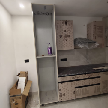 Furnished Amenities in 2 BHK Builder Floor at Chattarpur – for Sale