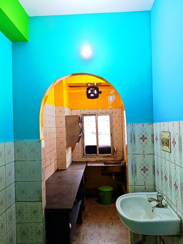 Kitchen in 2.5 BHK Apartment at Kestopur – for Rent