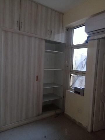 2 BHK Apartment For Rent in Shree Vardhman Mantra, Sector 67