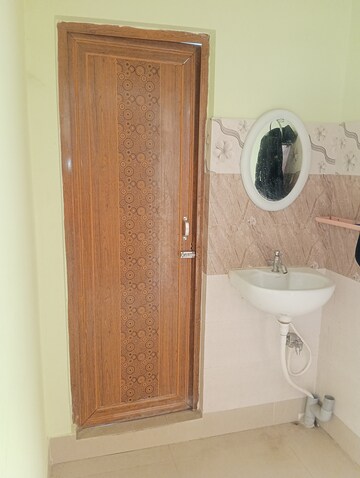 Bathroom in 1 BHK Villa at Jaya Nagar – for Rent