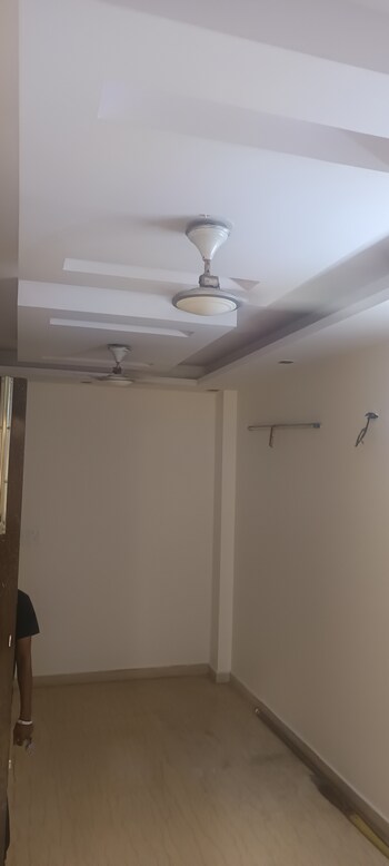 2 BHK Flat for Sale in Rohini Sector 13, Delhi