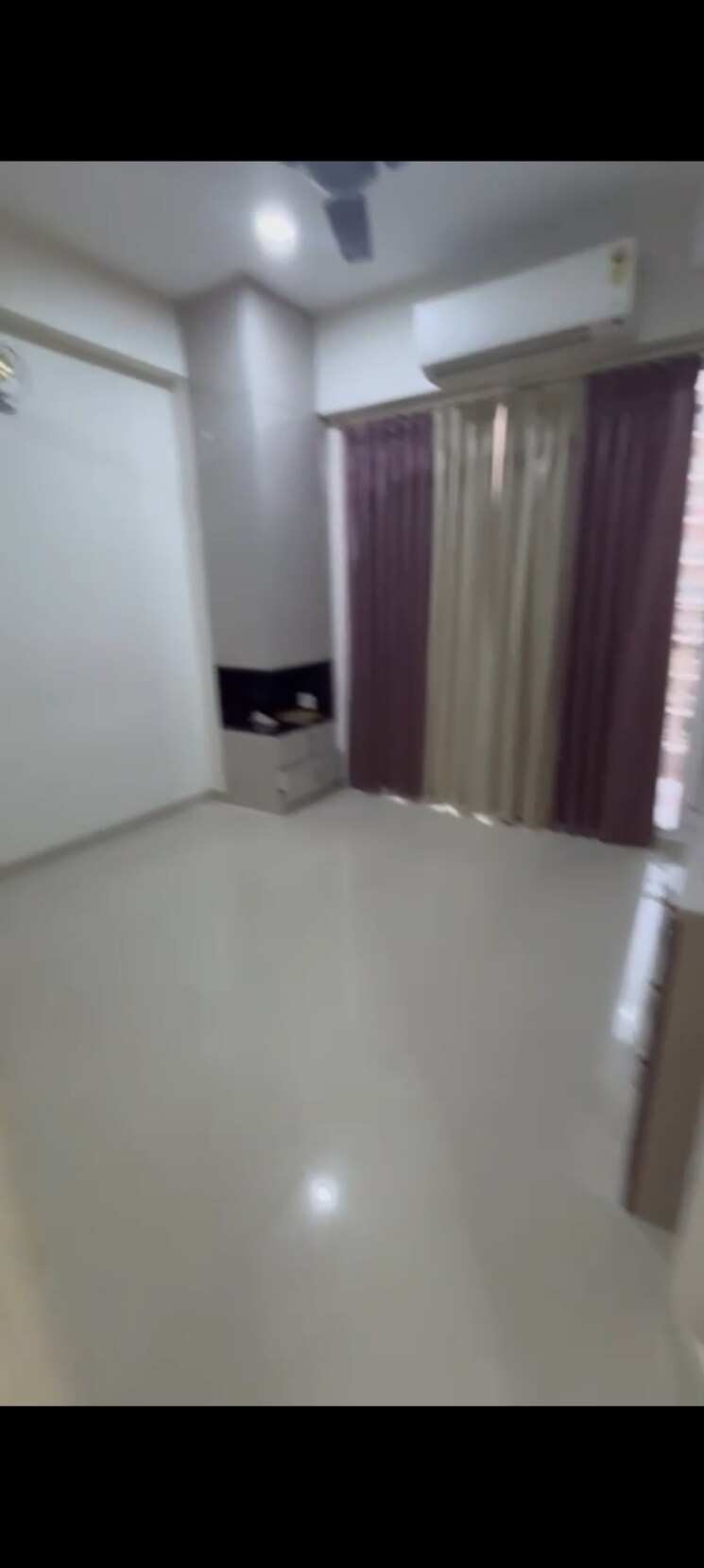 Room, shree-vardhman-green-court 2 Bedroom 690 Sq.Ft. Apartment In Sector 90 Gurgaon 9725068