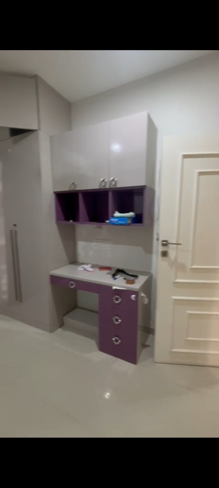 Kitchen, shree-vardhman-green-court 2 Bedroom 690 Sq.Ft. Apartment In Sector 90 Gurgaon 9725068