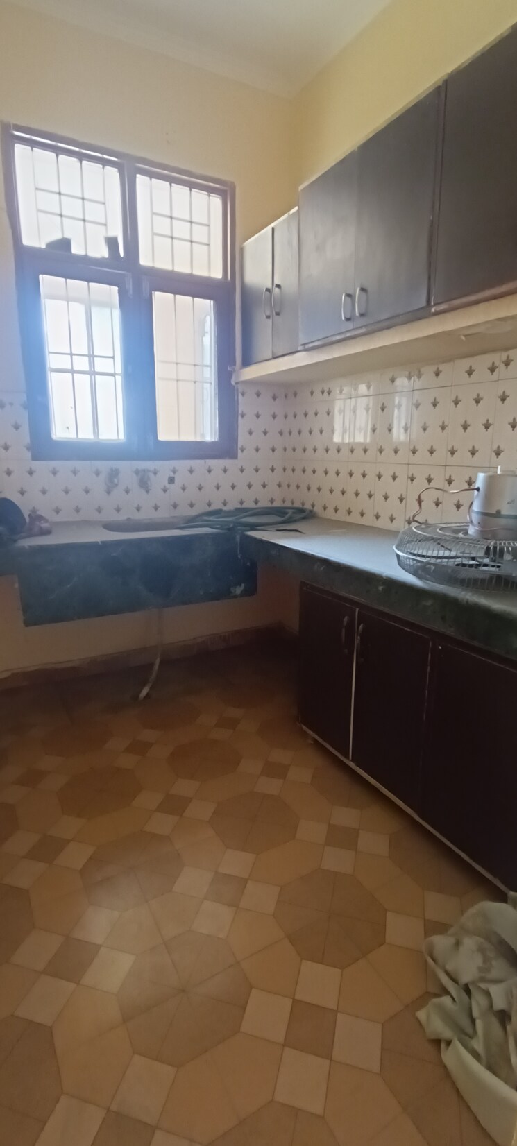 Kitchen, patiala road 1 RK 100 Sq.Yd. Independent House In Patiala Road Zirakpur 9725074