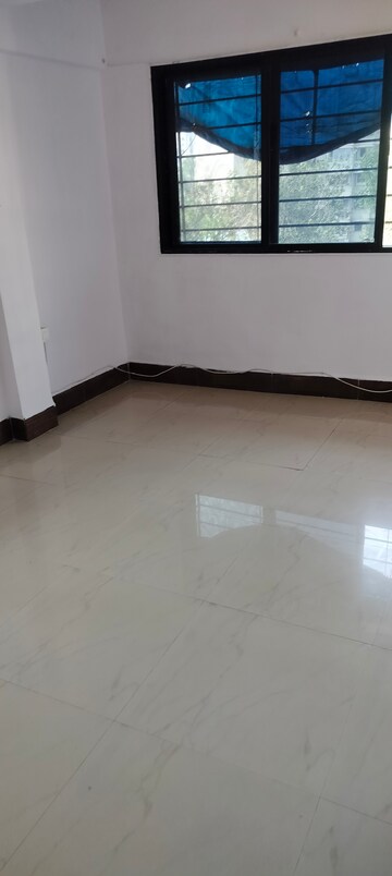 Room in 2 BHK Apartment at Evershine Apartment 2, Andheri West – for Rent