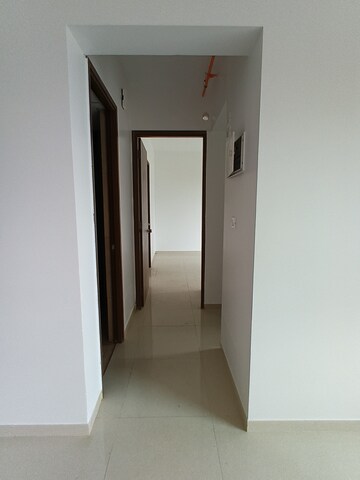 1 BHK Apartment For Rent in Kalpataru Immensa D, Kolshet Road