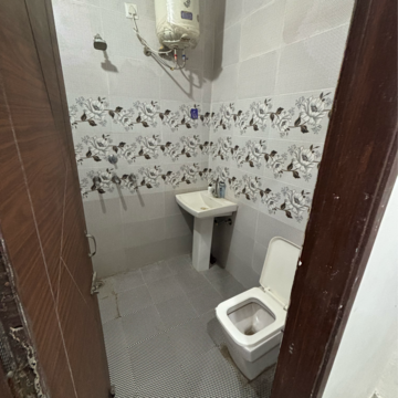 Bathroom in 2 BHK Apartment at Kharar Mohali Road – for Rent