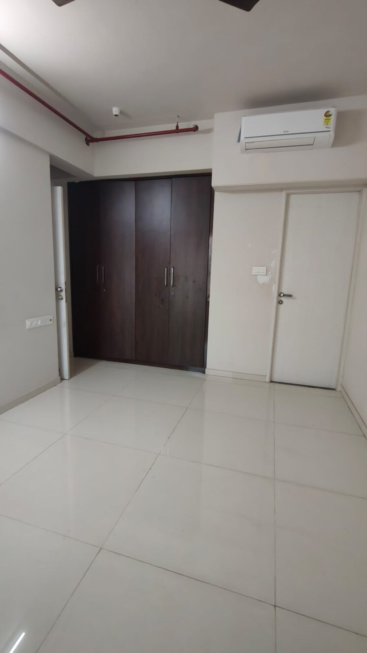 undefined, rustomjee-urbania-azziano 3 Bedroom 990 Sq.Ft. Apartment In Thane West Thane 9725130