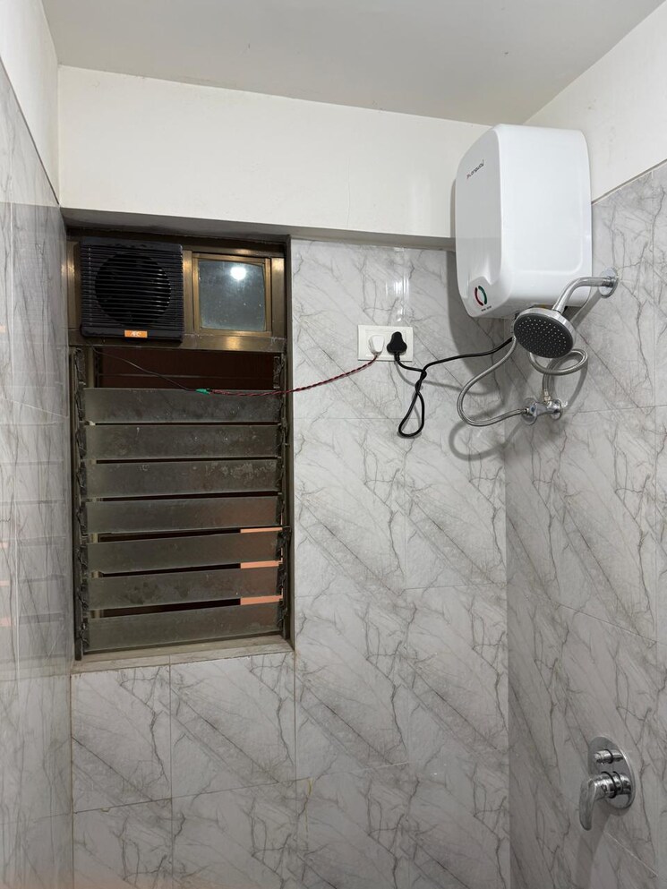 Bathroom, kipl-morya 2 Bedroom 577 Sq.Ft. Apartment In Kasarvadavali Thane 9725125
