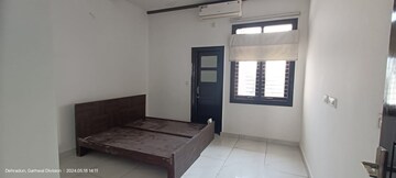 Room in 4 BHK Independent House at Sahastradhara Road – for Sale