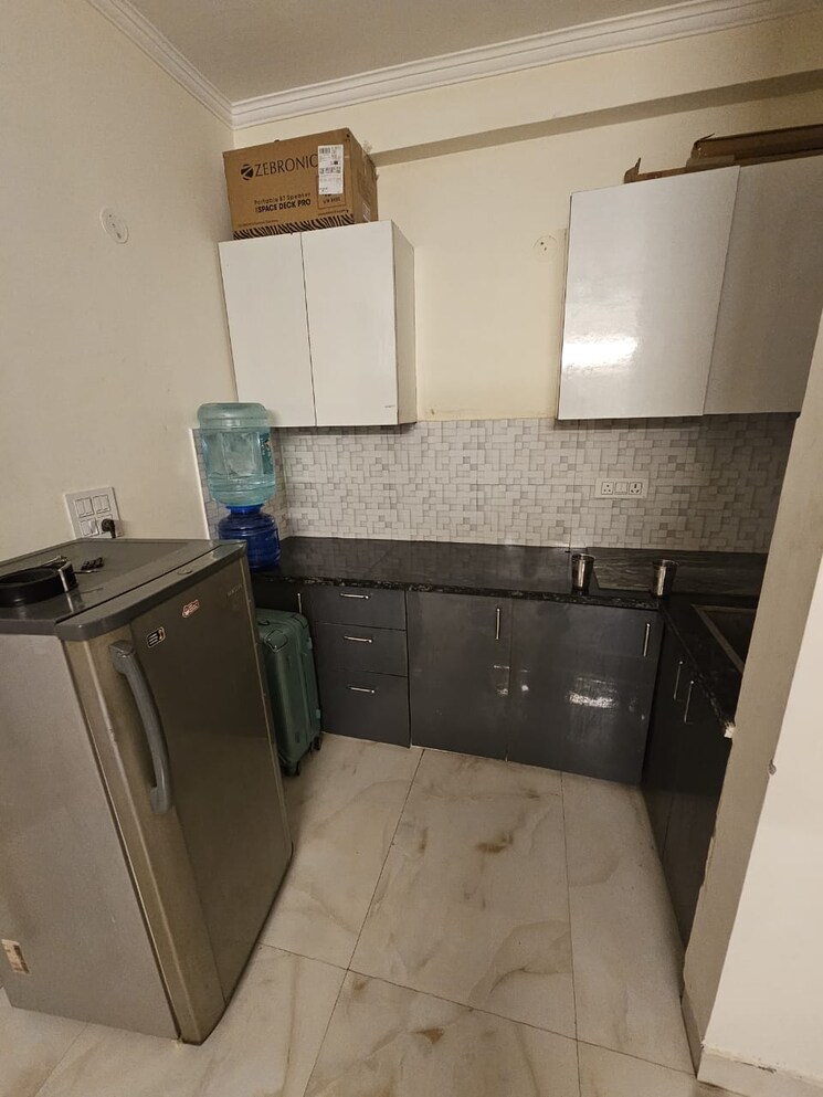 Kitchen, saket 1 Bedroom 500 Sq.Ft. Apartment In Saket Delhi 9725146