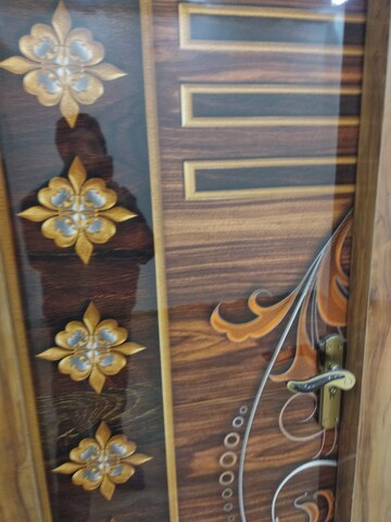 Furnished Amenities in 2 BHK Builder Floor at Vaishali Sector 4 – for Sale