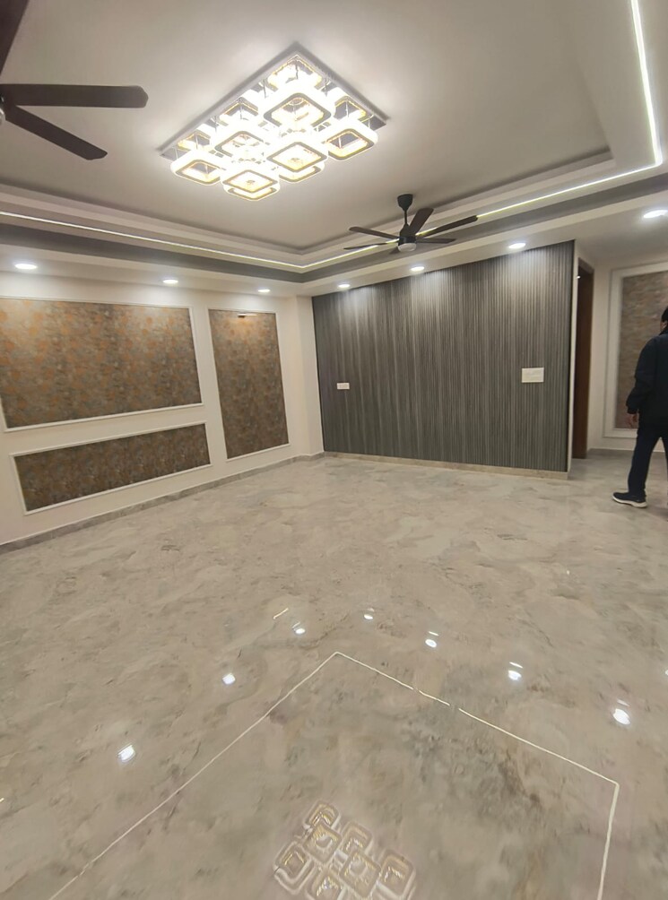 Room, saket 3 Bedroom 1800 Sq.Ft. Apartment In Saket Delhi 9725230