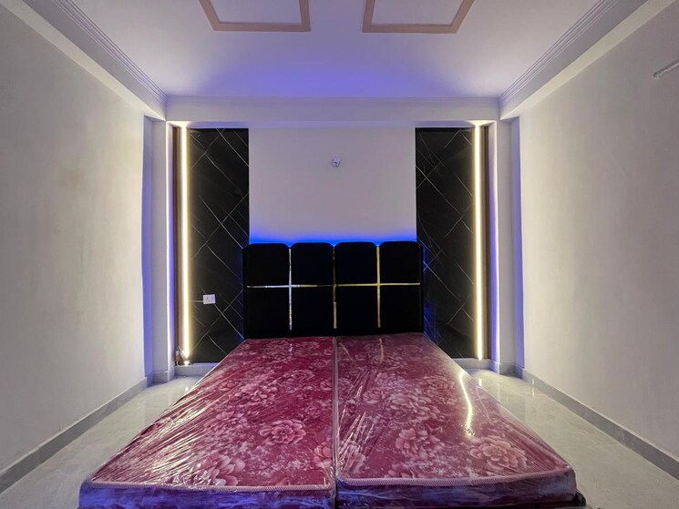 Bedroom, saket 1 Bedroom 600 Sq.Ft. Apartment In Saket Delhi 9725252