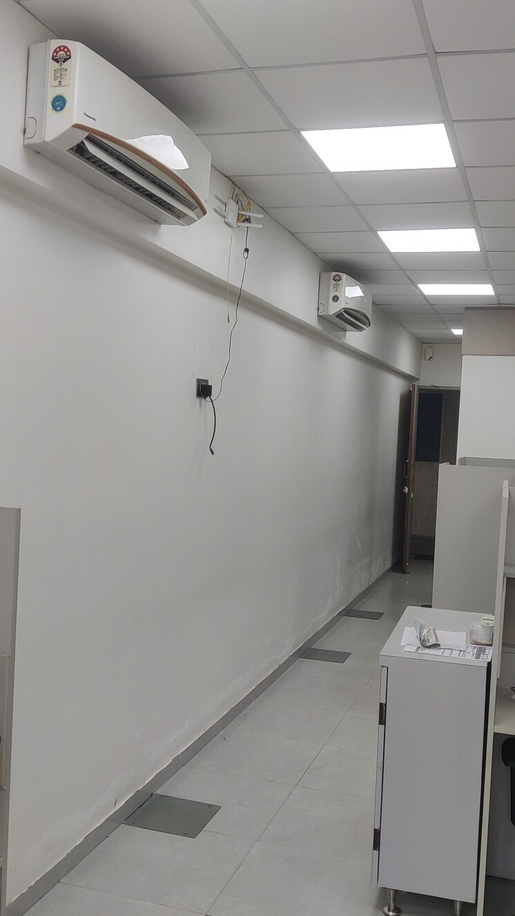 undefined, vishwa-plan-s-business-park Commercial Office Space 400 Sq.Ft. In Nerul Navi Mumbai 9725300