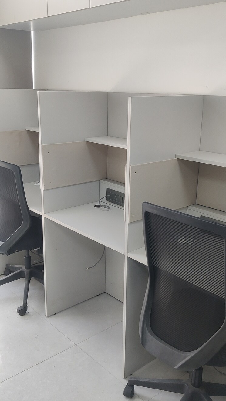 Team Area, vishwa-plan-s-business-park Commercial Office Space 400 Sq.Ft. In Nerul Navi Mumbai 9725300