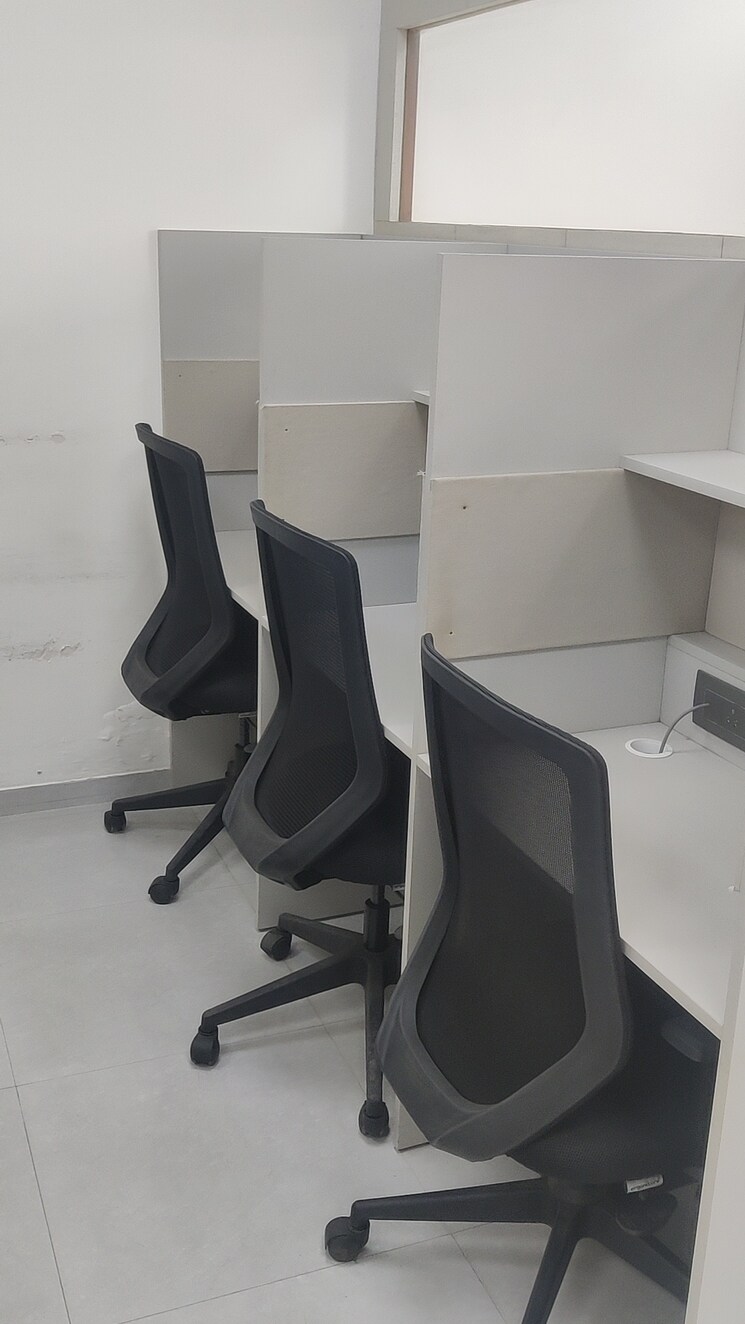 Team Area, vishwa-plan-s-business-park Commercial Office Space 400 Sq.Ft. In Nerul Navi Mumbai 9725300