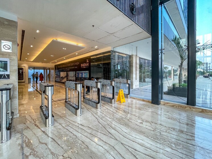 Cover Image, alphathum Commercial Office Space 200 Sq.Ft. In Sector 90 Noida 9725297