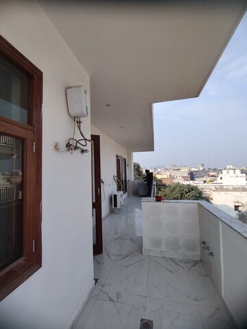 Kitchen in 3 BHK Apartment at Tata Primanti-Tower Residences, Sector 72 – for Rent