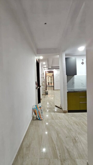 Room in 2 BHK Apartment at Chattarpur – for Rent