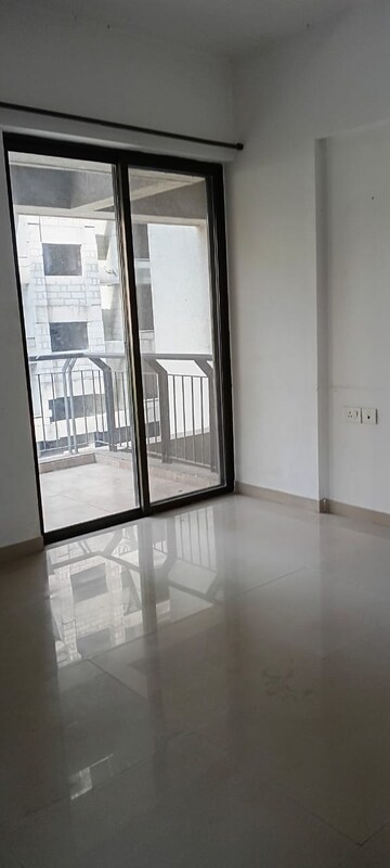 Room in 2 BHK Apartment at Sanskruti Jardin, Baner – for Rent