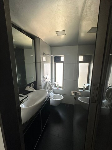 Bathroom in 3 BHK Apartment at Arihant Tower Byculla, Byculla – for Sale