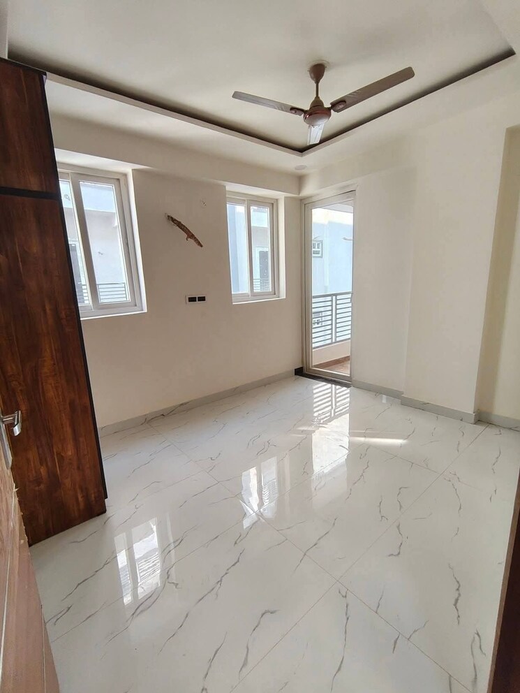 Living Room, saket 3 Bedroom 1500 Sq.Ft. Apartment In Saket Delhi 9725537